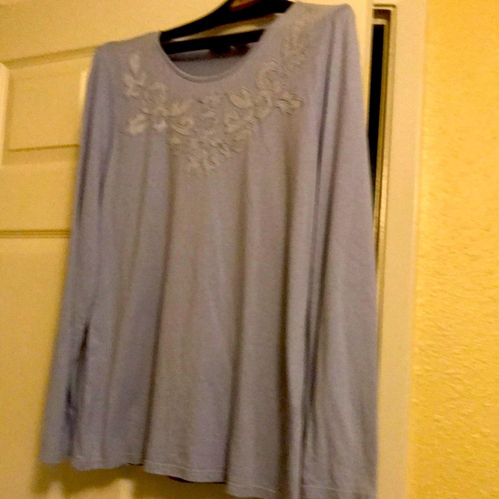 Chicos light weight long sleeve baby blue top